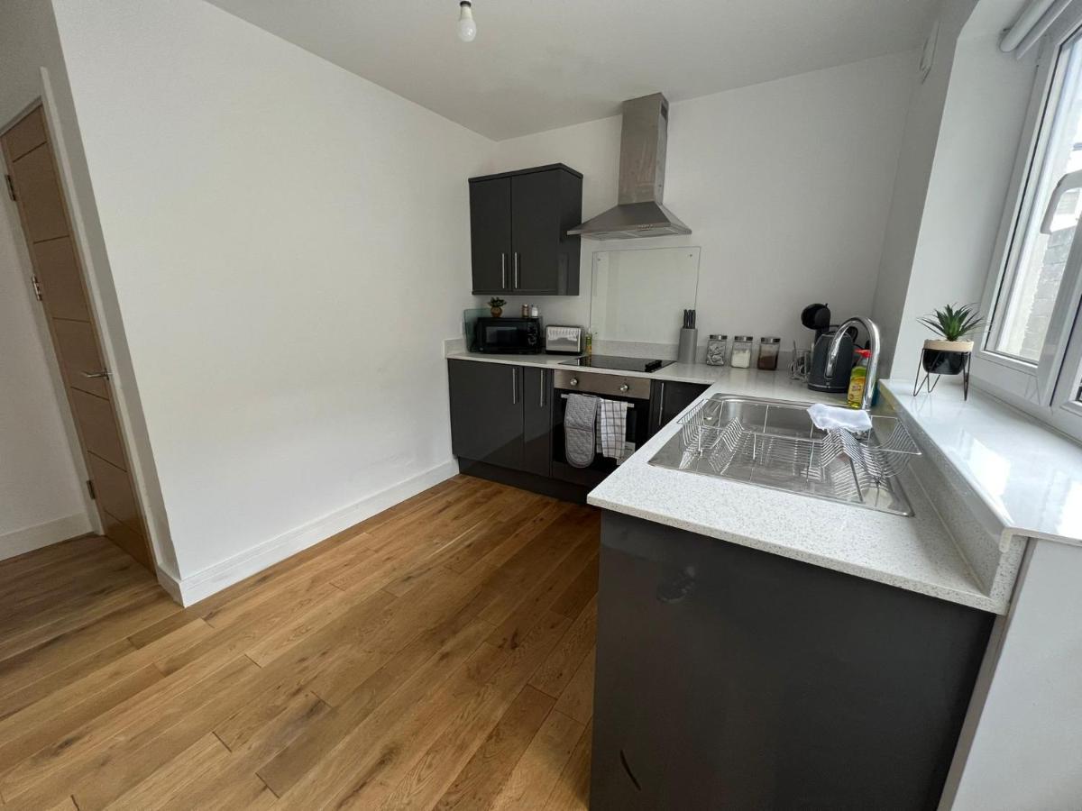 Dream Weaver Apartment Swansea Exterior photo